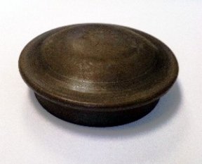 WHEEL BEARING GREASE COVER 924 / 944 ALL / 968 (#7) - 477405692D